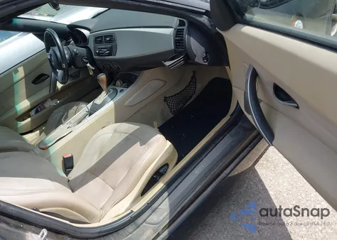 2003 BMW Z4 2.5I from USA, damaged, VIN 4USBT33463LS42207